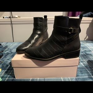 H&M Black Crocodile Casual Ankle Boots Size 8
